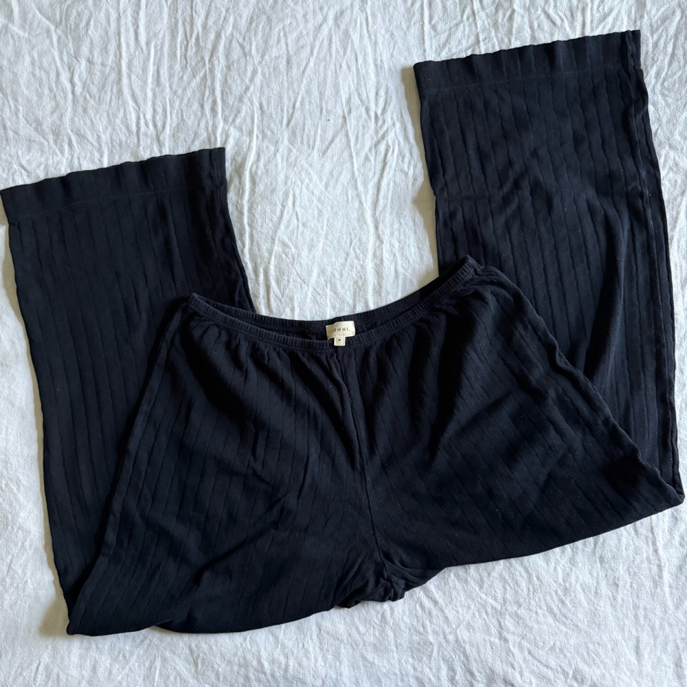DONNI Pointelle Simple Crop Pant in Jet - Picture 4 of 5